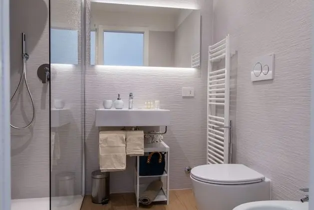 Üç Kişilik Oda, Balkon, Şehir Manzaralı