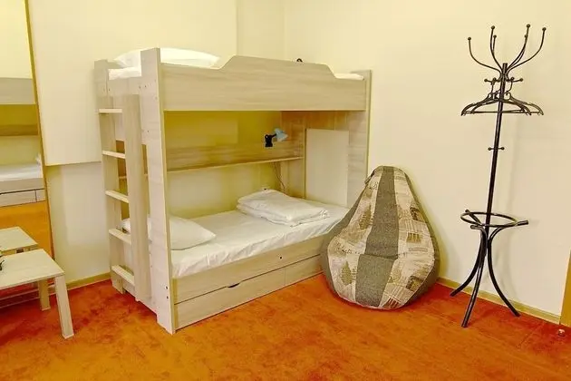 Ortak Ranzalı Oda, Sadece erkekler için (8 Bed)