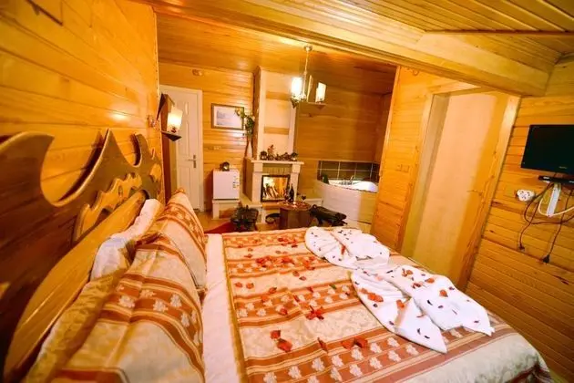 Deluxe Oda, Deniz veya Kara Manzaralı