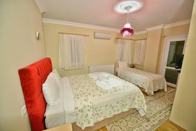 Triple, Dağ Manzaralı