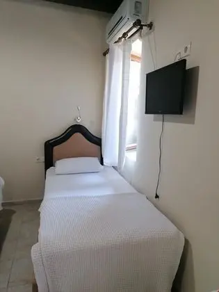Standart Üç Kişilik Oda