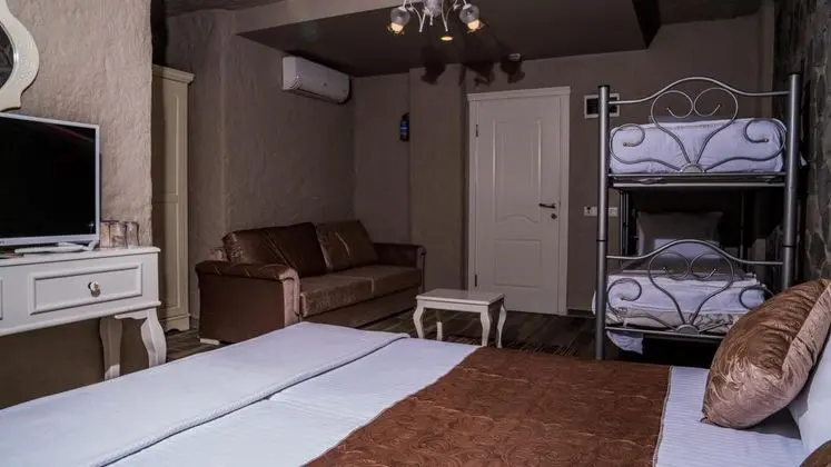 Aile Odası, Kara Manzaralı, Balkonsuz