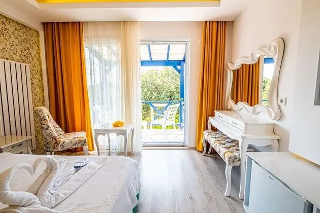 Deluxe Tek Büyük Yataklı Oda