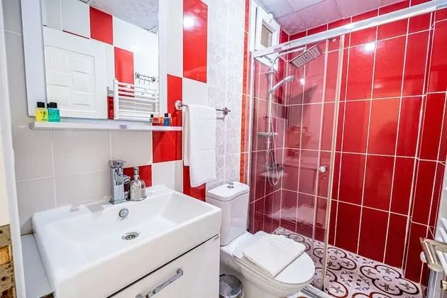 Deluxe Üç Kişilik Oda