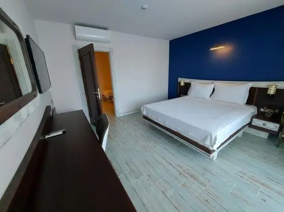 Quad Room,balkonlu