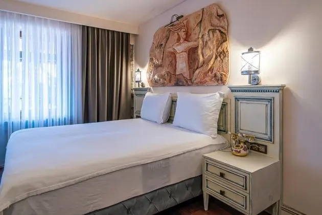 https://images.odamax.com/img/1024x768/odamax/image/upload/Assos_Behram_Hotel_Special_Class_Adults_Only_12__202604231628050_GENI_S_AC_I_45.jpeg