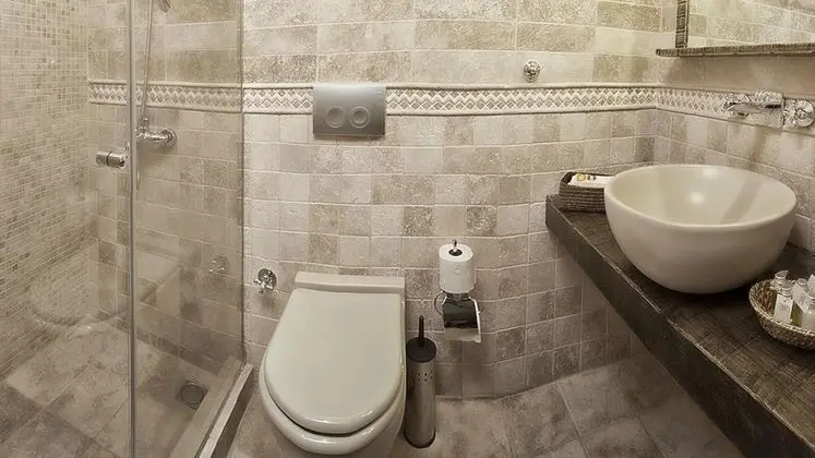 Standart Oda, Kara Manzaralı