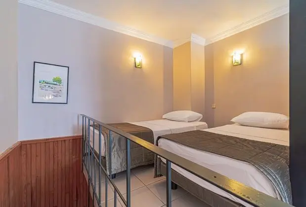 https://images.etstur.com/imgproxy/resize/2560x1440/files/images/hotelImages/etsrooms/517043/DC_Club_Assos_Eden_Gardens_Hotel_20250707171343_0.jpg