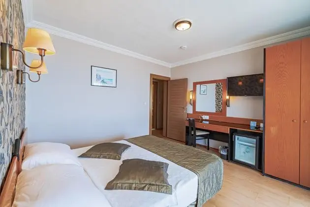 https://images.etstur.com/imgproxy/resize/2560x1440/files/images/hotelImages/etsrooms/517043/DC_Club_Assos_Eden_Gardens_Hotel_20250707171414_1.jpg