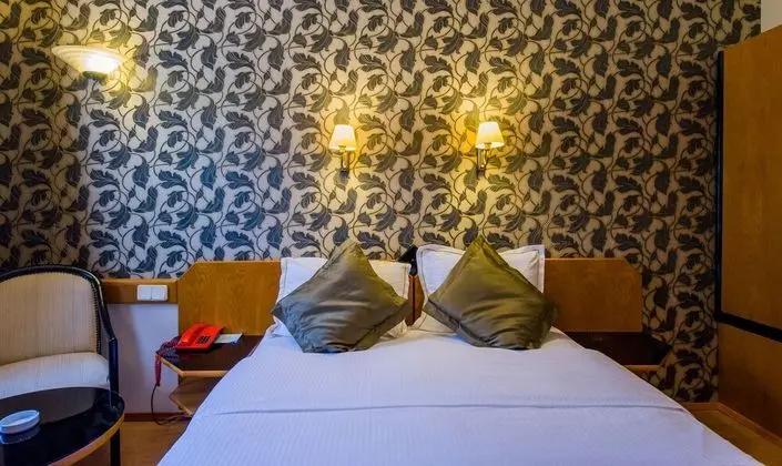 Junior Quadruple Room