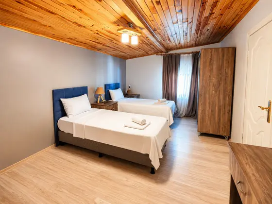 Suite, Bahçe Manzaralı