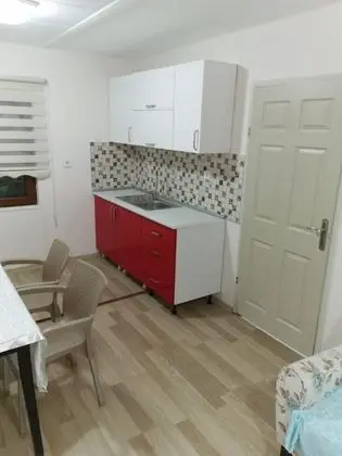 Daire-Tek Yatak Odalı, Kısmi Deniz Manzaralı, Teraslı