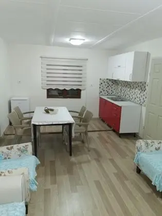 Daire-Tek Yatak Odalı, Kısmi Deniz Manzaralı, Teraslı