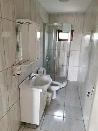 Economy Apart Daire, 2 Yatak Odası, Balkon/Veranda, Kısmi Deniz Manzaralı