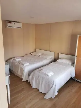 Economy Üç Kişilik Oda, 1 Yatak Odası, Buzdolabı, Bahçe Manzaralı