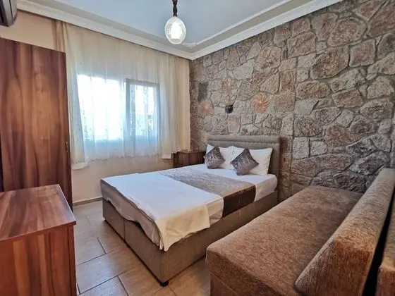 Standard Üç Kişilik Oda