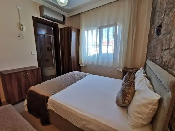 Standard Üç Kişilik Oda