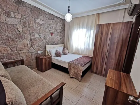 Standard Üç Kişilik Oda
