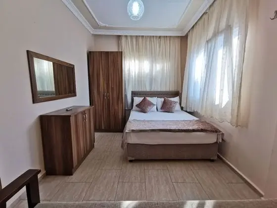 Standard Üç Kişilik Oda