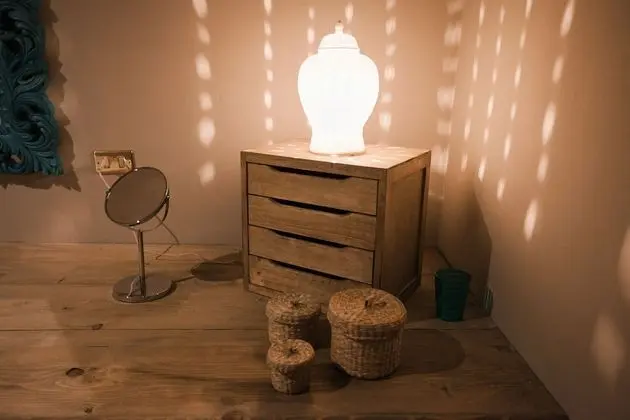 Tek Büyük Yataklı Oda, Ortak Banyo