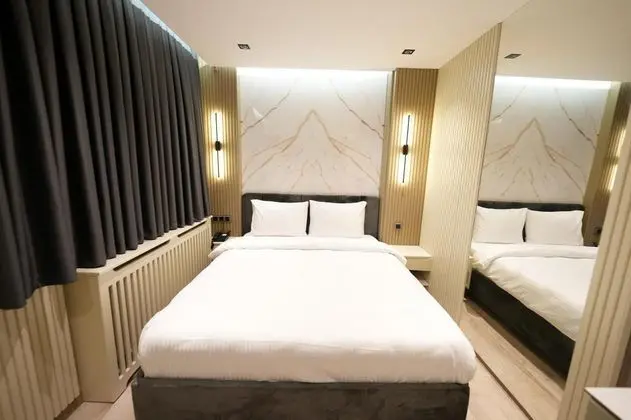 Standart Oda, Şehir Manzaralı