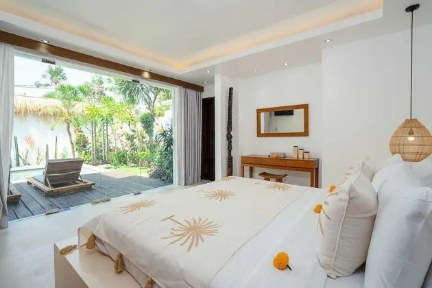 Basic Villa, Birden Çok Yatak