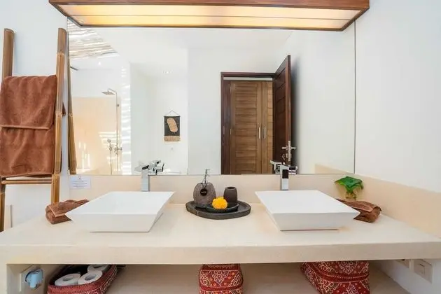 Basic Villa, Birden Çok Yatak