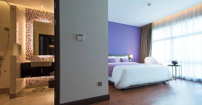Deluxe Oda, 1 En Büyük (King) Boy Yatak, Şehir Manzaralı