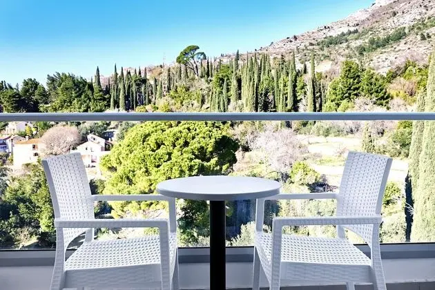 Family Oda, Balkon, Kısmi Deniz Manzaralı