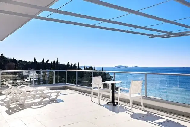 Süit, Teras, Deniz Manzaralı
