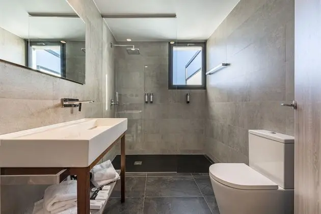 Tek Büyük Yataklı Oda, Teras, Deniz Manzaralı