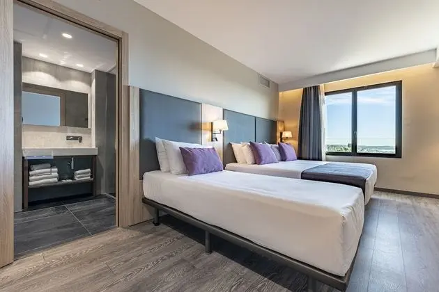 Üç Kişilik Oda, Birden Çok Yatak, Bahçe Manzaralı