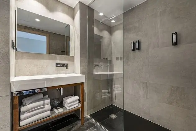 Üç Kişilik Oda, Birden Çok Yatak, Bahçe Manzaralı