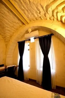 Family Oda - Balkonlu,Bahçe Manzaralı