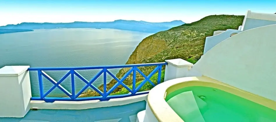 Executive Suite with Spa Bath and Caldera View