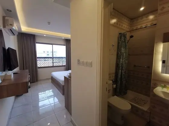 Deluxe Tek Büyük Yataklı Oda
