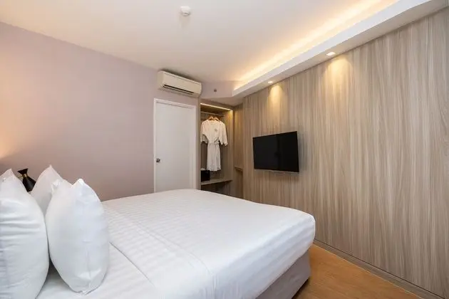 Grand Corner Suite