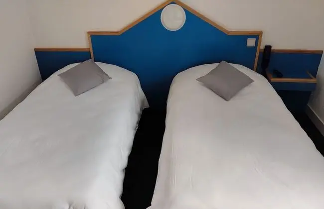 Basic İki Ayrı Yataklı Oda