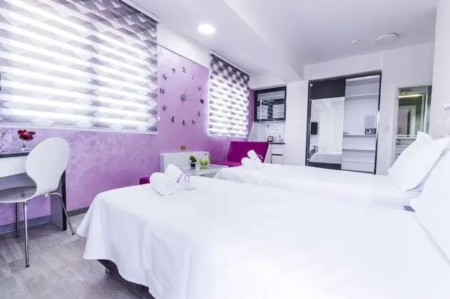 Studio Apartment with Balcony