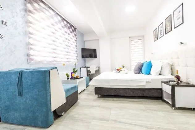 Studio Apartment with Balcony