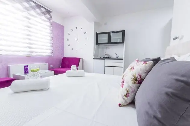 Studio Apartment City view