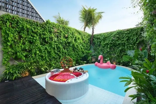 Smart Loft One Bedroom Villa with Private Pool & Jacuzzi
