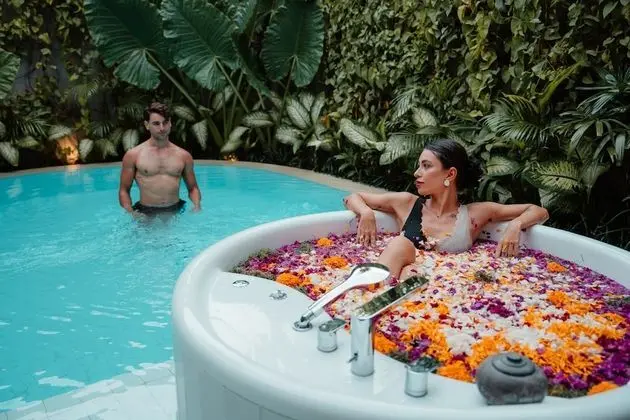Smart Loft One Bedroom Villa with Private Pool & Jacuzzi