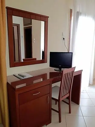 Economy Üç Kişilik Oda
