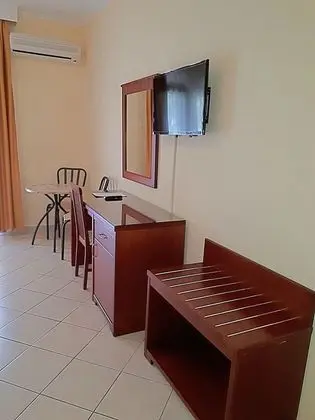 Üç Kişilik Oda, Bahçe Manzaralı