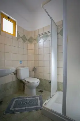 Standard Tek Büyük Yataklı Oda, 1 Çift Kişilik veya 2 Tek Kişilik Yatak, Kısmi Deniz Manzaralı