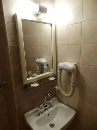 Tek Büyük veya İki Ayrı Yataklı Oda, Dağ Manzaralı