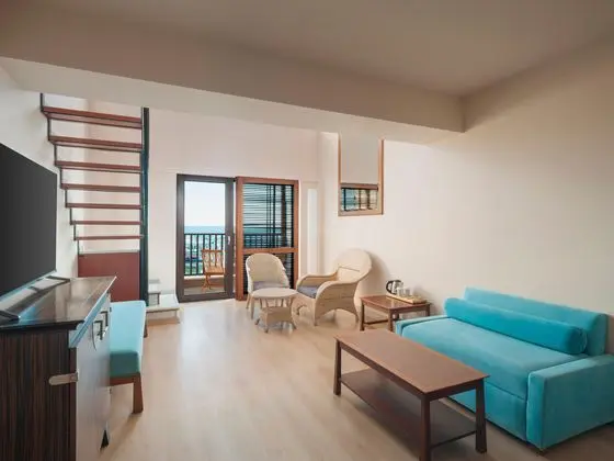 https://images.etstur.com/imgproxy/resize/2560x1440/files/images/hotelImages/etsrooms/516642/Asteria_Family_Resort_Belek_20250603161248_0.jpg