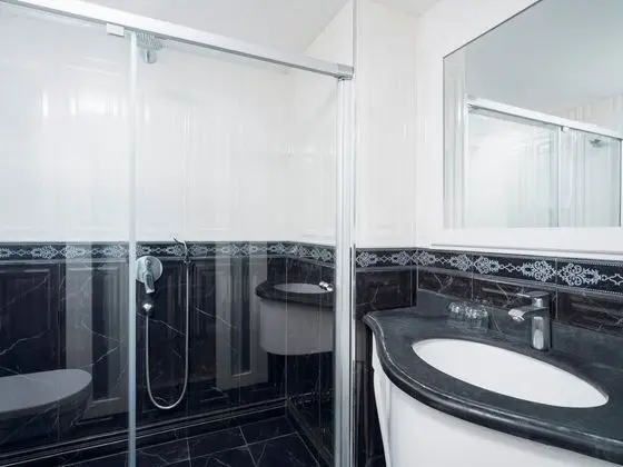Executive Suite Oda