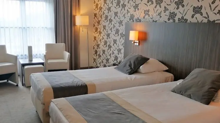 Royal Tek Büyük Yataklı Oda